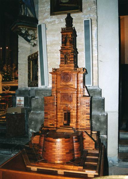 MAQUETTE DE L'EGLISE ST.LOUIS DE SETE,ENTIEREMENT  REALISEE PAR MON BEAU PERE